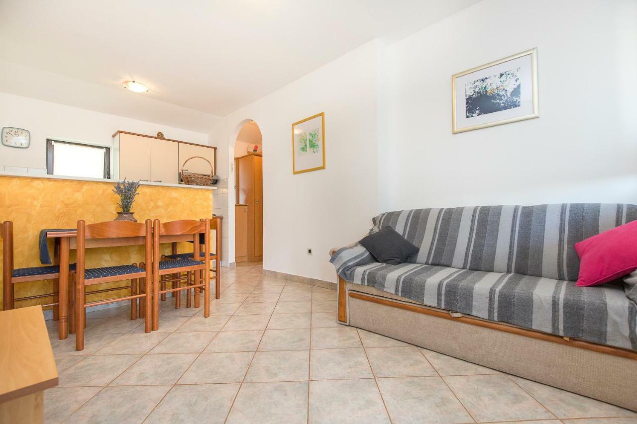 Apartment Ana Labin  Esterno foto