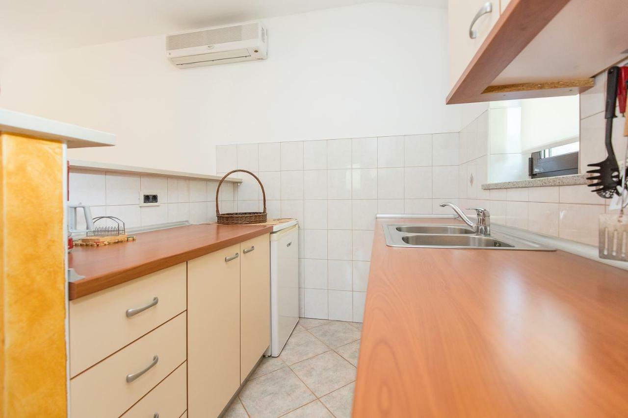 Apartment Ana Labin  Esterno foto